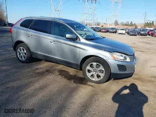 2013 Volvo XC60 3.2L with VIN YV4940DL5D2467146, listed as a IAAI auction lot 41710821 with 144,852 mi miles. Bid and sale history available at carsss.com. Image 1.