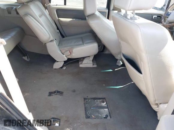 2007 Ford Expedition XLT with VIN 1FMFU165X7LA34698, listed as a IAAI auction lot 41699017 with 274,580 mi miles and . Bid and sale history available at DreamBid. Image 8.