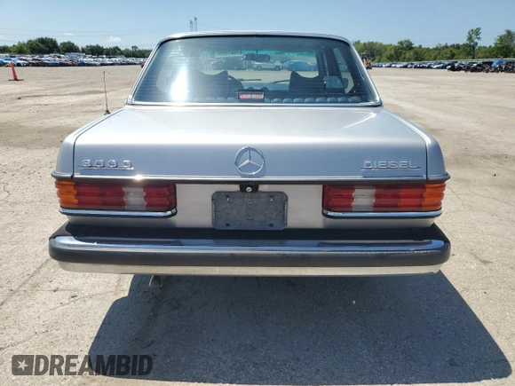 1979 Mercedes-Benz 300 с VIN 12313012127361, выставлен на аукционе Copart как лот 61981455 с пробегом 173 130 миль миль и Чистый • Clean title. История ставок и продаж доступна на DreamBid. Изображение 6.