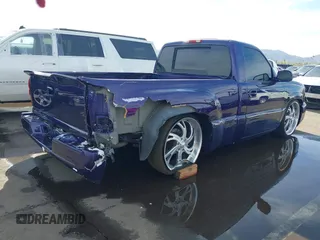 2004 Chevrolet Silverado 1500 LS with VIN 1GCEC14T04Z345909, listed as a IAAI auction lot 41773393 with 165,164 mi miles. Bid and sale history available at carsss.com. Image 4.