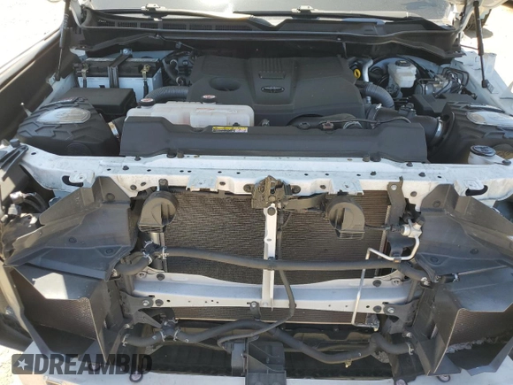 2022 Toyota Tundra Platinum with VIN 5TFNA5DB6NX003415, listed as a Copart auction lot 60794455 with 52,022 mi miles and Salvage title. Bid and sale history available at DreamBid. Image 11.