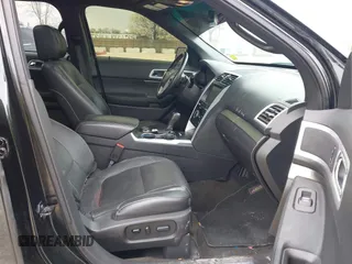 2015 Ford Explorer Sport z VIN 1FM5K8GT6FGB89859, wystawiony jako IAAI lot #42075330 z przebiegiem 208 578 mil mil oraz . Historia ofert i sprzedaży dostępna na DreamBid. Obrazek 5.