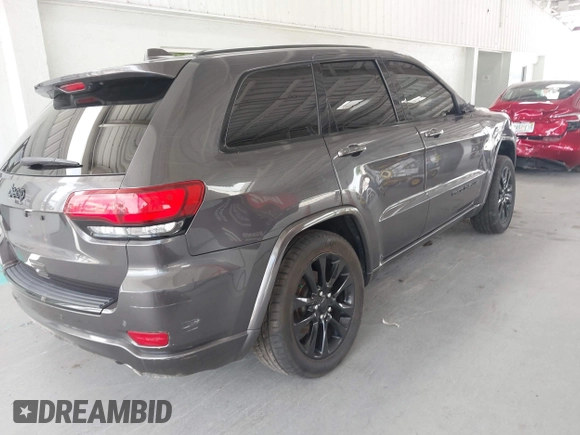 2017 Jeep Grand Cherokee Altitude с VIN 1C4RJFAG7HC700367, выставлен на аукционе IAAI как лот 42187595 с пробегом 105 880 миль миль и . История ставок и продаж доступна на DreamBid. Изображение 4.