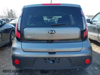 2017 Kia Soul with VIN KNDJN2A28H7495648, listed as a IAAI auction lot 41762986 with 83,968 mi miles. Bid and sale history available at carsss.com. Image 16.