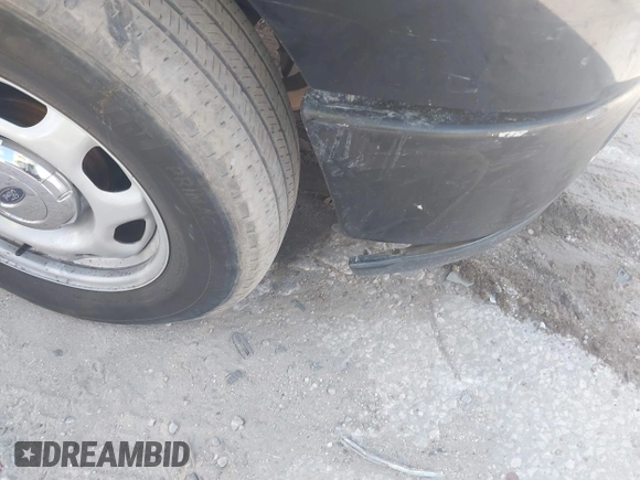 2008 Ford F-150 STX с VIN 1FTRX12WX8FB92417, выставлен на аукционе IAAI как лот 41933537 с пробегом 154 579 миль миль и . История ставок и продаж доступна на DreamBid. Изображение 6.