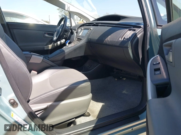 2014 Toyota Prius Four z VIN JTDKN3DU2E1841005, wystawiony jako IAAI lot #42273016 z przebiegiem 117 044 mil mil oraz . Historia ofert i sprzedaży dostępna na DreamBid. Obrazek 5.