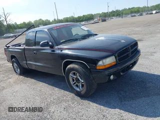 2000 Dodge Dakota z VIN 1B7GL22X2YS577673, wystawiony jako IAAI lot #42128456 z przebiegiem Nie podano mil oraz . Historia ofert i sprzedaży dostępna na DreamBid. Obrazek 1.
