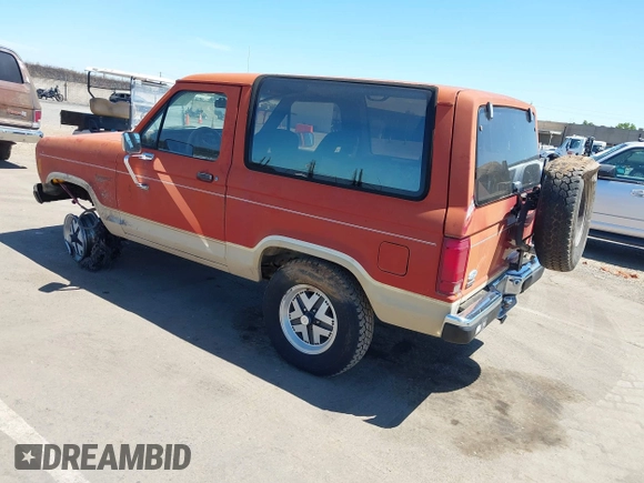 1987 Ford Bronco with VIN 1FMCU14T2HUB19762, listed as a IAAI auction lot 42336288 with 78,488 mi miles and . Bid and sale history available at DreamBid. Image 3.