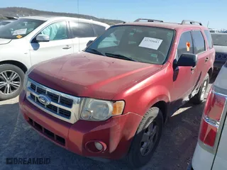 2008 Ford Escape XLT with VIN 1FMCU031X8KE48053, listed as a IAAI auction lot 41755683 with 176,144 mi miles. Bid and sale history available at carsss.com. Image 2.