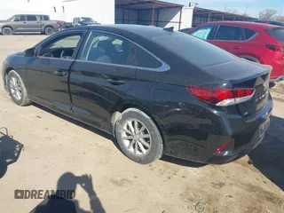 2019 Hyundai Sonata SE with VIN 5NPE24AF5KH818646, listed as a IAAI auction lot 41739823 with 76,361 mi miles and . Bid and sale history available at carsss.com. Image 3.