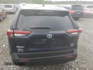 2024 Toyota RAV4 XLE Premium z VIN 2T3A1RFV3RW483484, wystawiony jako Copart lot #55901875 z przebiegiem 2 633 mil mil oraz Szkoda całkowita • Salvage title. Historia ofert i sprzedaży dostępna na DreamBid. Obrazek 6.