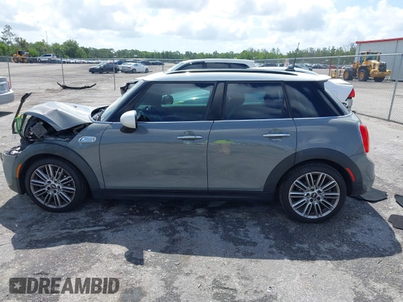 2018 MINI Hardtop 4 Door Cooper S с VIN WMWXU3C55J2F51056, выставлен на аукционе IAAI как лот 42484892 с пробегом 107 460 миль миль и . История ставок и продаж доступна на DreamBid. Изображение 14.