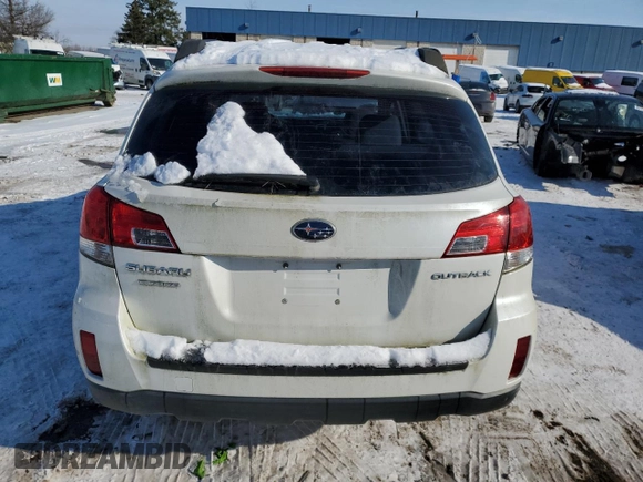 2013 Subaru Outback 2.5i z VIN 4S4BRCAC4D1225770, wystawiony jako Copart lot #88504585 z przebiegiem 131 196 mil mil oraz Czysty tytuł • Clean title. Historia ofert i sprzedaży dostępna na DreamBid. Obrazek 6.