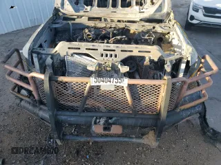 2014 Chevrolet Silverado 3500HD LTZ z VIN 1GC4K1C85EF117886, wystawiony jako Copart lot #50404755 z przebiegiem Nie podano mil oraz Nie do naprawy. Historia ofert i sprzedaży dostępna na DreamBid. Obrazek 11.