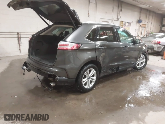 2019 Ford Edge SEL z VIN 2FMPK3J92KBC32443, wystawiony jako IAAI lot #41221732 z przebiegiem 32 307 mil mil oraz . Historia ofert i sprzedaży dostępna na DreamBid. Obrazek 4.