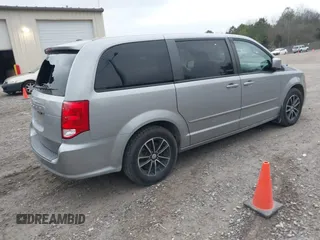 2016 Dodge Grand Caravan SE with VIN 2C4RDGBG1GR401894, listed as a IAAI auction lot 41519412 with 198,444 mi miles and . Bid and sale history available at DreamBid. Image 4.