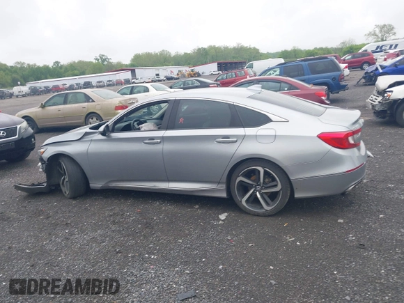 2019 Honda Accord Touring z VIN 1HGCV2F96KA009445, wystawiony jako IAAI lot #42181051 z przebiegiem Nie podano mil oraz . Historia ofert i sprzedaży dostępna na DreamBid. Obrazek 14.