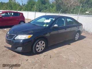2011 Toyota Camry LE with VIN 4T4BF3EK1BR171386, listed as a IAAI auction lot 40456420 with 312,495 mi miles. Bid and sale history available at carsss.com. Image 2.