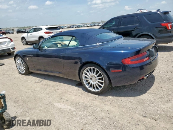 2007 Aston Martin DB9 z VIN SCFAD02A57GB08568, wystawiony jako Copart lot #57238375 z przebiegiem 41 255 mil mil oraz Tytuł czysty. Historia ofert i sprzedaży dostępna na DreamBid. Obrazek 2.