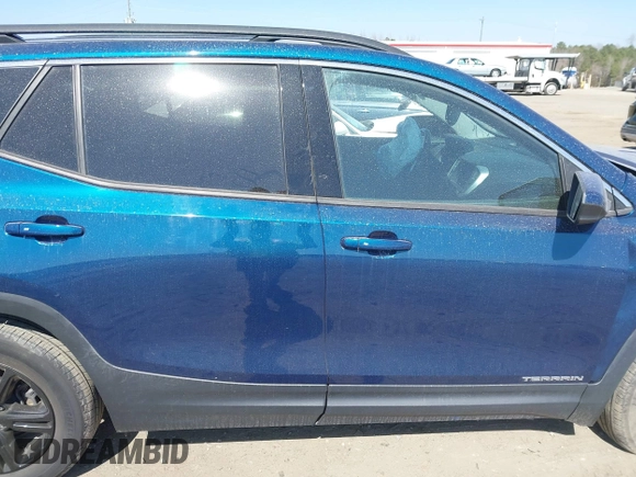2020 GMC Terrain SLE z VIN 3GKALMEV7LL306955, wystawiony jako IAAI lot #41784289 z przebiegiem 48 856 mil mil oraz . Historia ofert i sprzedaży dostępna na DreamBid. Obrazek 13.