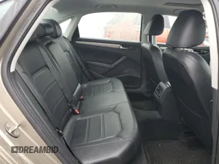 2015 Volkswagen Passat SE z VIN 1VWBV7A38FC066778, wystawiony jako Copart lot #50843015 z przebiegiem 100 790 mil mil oraz Szkoda całkowita • Salvage title. Historia ofert i sprzedaży dostępna na DreamBid. Obrazek 10.