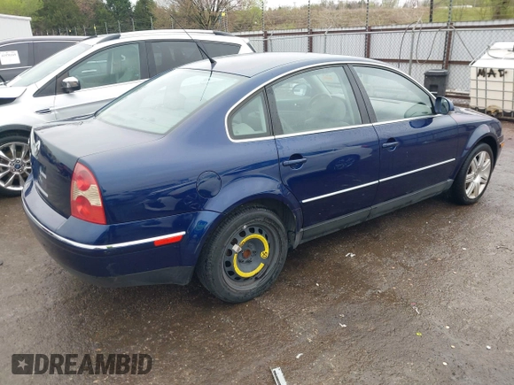 2005 Volkswagen Passat GLS with VIN WVWAD63B15E082758, listed as a IAAI auction lot 41952194 with 163,416 mi miles and . Bid and sale history available at DreamBid. Image 4.