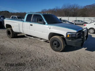 2000 Dodge Ram 3500 with VIN 1B7MC3363YJ158655, listed as a Copart auction lot 46531695 with 0 mi miles and Salvage Title. Bid and sale history available at carsss.com. Image 4.