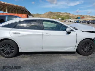 2019 Toyota Avalon XLE with VIN 4T1BZ1FB2KU014289, listed as a IAAI auction lot 41905789 with 121,906 mi miles. Bid and sale history available at carsss.com. Image 14.