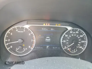 2020 Nissan Altima S z VIN 1N4BL4BV7LC112240, wystawiony jako Copart lot #52193395 z przebiegiem 81 829 mil mil oraz Szkoda całkowita • Salvage title. Historia ofert i sprzedaży dostępna na DreamBid. Obrazek 9.