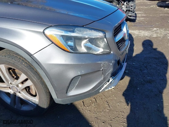 2015 Mercedes-Benz GLA-Class GLA 250 with VIN WDCTG4EB2FJ113360, listed as a IAAI auction lot 41214320 with NaN miles. Bid and sale history available at carsss.com. Image 17.