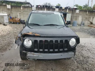 2011 Jeep Patriot Sport with VIN 1J4NT1GA8BD102704, listed as a Copart auction lot 58920445 with 125,817 mi miles and Salvage title. Bid and sale history available at DreamBid. Image 5.