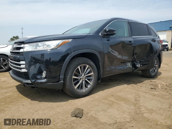2017 Toyota Highlander XLE with VIN 5TDJZRFH5HS378559, listed as a Copart auction lot 60284395 with 121,915 mi miles and Clean title. Bid and sale history available at DreamBid. Image 1.