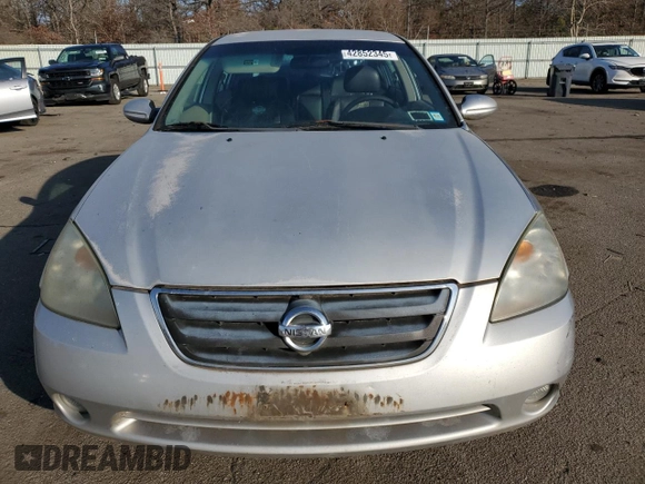 2002 Nissan Altima SE with VIN 1N4BL11E92C195541, listed as a Copart auction lot 42852345 with 68,649 mi miles and Clean Title. Bid and sale history available at carsss.com. Image 5.