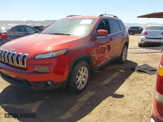 2017 Jeep Cherokee Latitude with VIN 1C4PJLCB8HW660676, listed as a IAAI auction lot 41883712 with 159,531 mi miles. Bid and sale history available at carsss.com. Image 19.