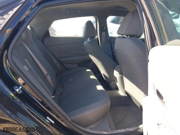 2024 Hyundai Elantra SEL with VIN KMHLM4DG4RU778450, listed as a IAAI auction lot 41376801 with 2,605 mi miles. Bid and sale history available at carsss.com. Image 8.