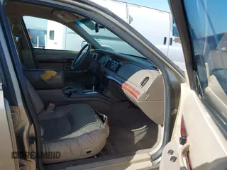 2002 Mercury Grand Marquis LS Premium z VIN 2MEFM75W32X636872, wystawiony jako IAAI lot #41717410 z przebiegiem 88 840 mil mil oraz . Historia ofert i sprzedaży dostępna na DreamBid. Obrazek 5.