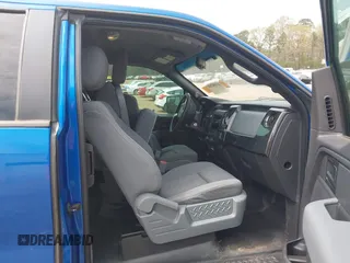 2013 Ford F-150 XL with VIN 1FTFX1CF7DKE53781, listed as a IAAI auction lot 41886304 with 263,743 mi miles. Bid and sale history available at carsss.com. Image 5.