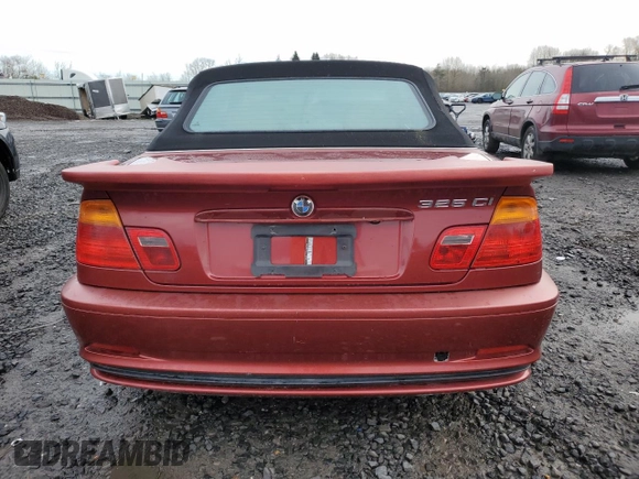 2001 BMW 3 Series 325Ci with VIN WBABS334X1JY41304, listed as a Copart auction lot 85814304 with 93,527 mi miles and Salvage Title. Bid and sale history available at carsss.com. Image 6.