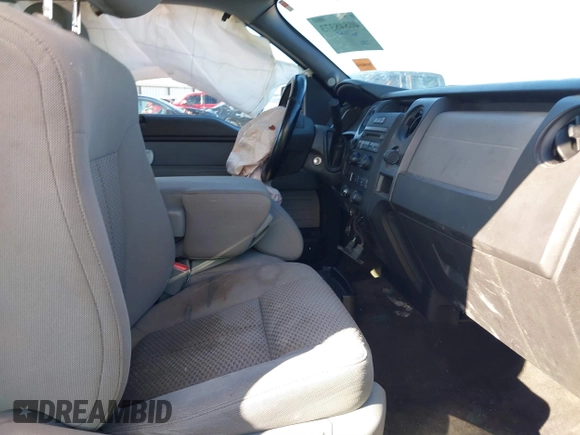 2014 Ford F-150 XL with VIN 1FTFX1CF0EFD04042, listed as a IAAI auction lot 40848373 with 164,631 mi miles. Bid and sale history available at carsss.com. Image 5.