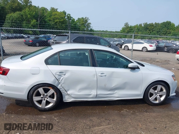 2017 Volkswagen Jetta S with VIN 3VW2B7AJ3HM376653, listed as a IAAI auction lot 42438334 with 140,722 mi miles and . Bid and sale history available at DreamBid. Image 13.