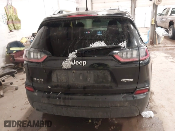 2020 Jeep Cherokee Latitude with VIN 1C4PJMCB6LD651548, listed as a IAAI auction lot 41340075 with 102,812 mi miles. Bid and sale history available at carsss.com. Image 16.