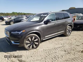 2023 Volvo XC90 Ultimate Bright Theme with VIN YV4H60CA6P1932100, listed as a Copart auction lot 49139133 with 1,296 mi miles and . Bid and sale history available at DreamBid. Image 1.
