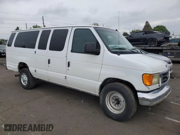 2003 Ford Econoline Passenger XL z VIN 1FBSS31S03HA36687, wystawiony jako Copart lot #66855044 z przebiegiem 239 504 mil mil oraz Szkoda całkowita • Salvage title. Historia ofert i sprzedaży dostępna na DreamBid. Obrazek 4.