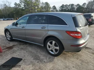 2011 Mercedes-Benz R-Class R 350 with VIN 4JGCB6FE4BA113620, listed as a Copart auction lot 84729734 with 170,898 mi miles and Clean Title. Bid and sale history available at carsss.com. Image 2.