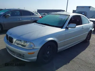 2002 BMW 3 Series 330Ci z VIN WBABN53462PH01495, wystawiony jako IAAI lot #42532216 z przebiegiem 180 545 mil mil oraz . Historia ofert i sprzedaży dostępna na DreamBid. Obrazek 2.