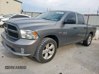 2013 Ram 1500 Express z VIN 1C6RR6KT9DS689299, wystawiony jako Copart lot #53526155 z przebiegiem 97 717 mil mil oraz Czysty tytuł • Clean title. Historia ofert i sprzedaży dostępna na DreamBid. Obrazek 1.