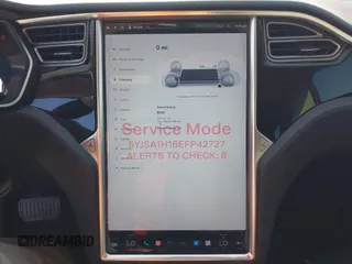 2014 Tesla Model S 60 z VIN 5YJSA1H16EFP42727, wystawiony jako IAAI lot #42544475 z przebiegiem 166 877 mil mil oraz . Historia ofert i sprzedaży dostępna na DreamBid. Obrazek 18.