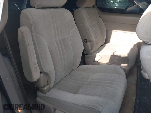 2002 Toyota Sienna LE with VIN 4T3ZF13C42U469088, listed as a IAAI auction lot 42184081 with Not provided miles and . Bid and sale history available at DreamBid. Image 8.