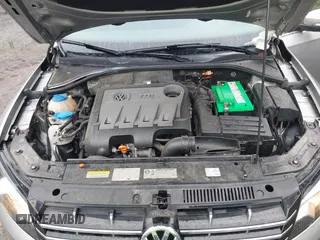 2013 Volkswagen Passat SEL Premium z VIN 1VWCN7A37DC045616, wystawiony jako IAAI lot #42381835 z przebiegiem 130 535 mil mil oraz . Historia ofert i sprzedaży dostępna na DreamBid. Obrazek 10.
