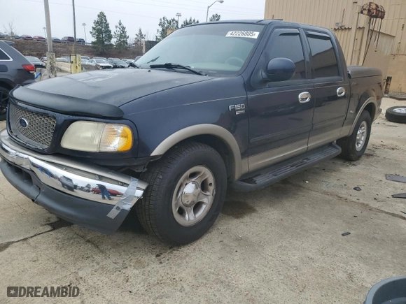 2001 Ford F-150 SuperCrew XLT with VIN 1FTRW07L61KB38458, listed as a Copart auction lot 42226805 with 0 mi miles and Salvage Title. Bid and sale history available at carsss.com. Image 1.